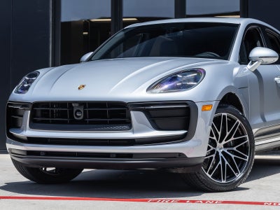 2026 Porsche Macan Macan
