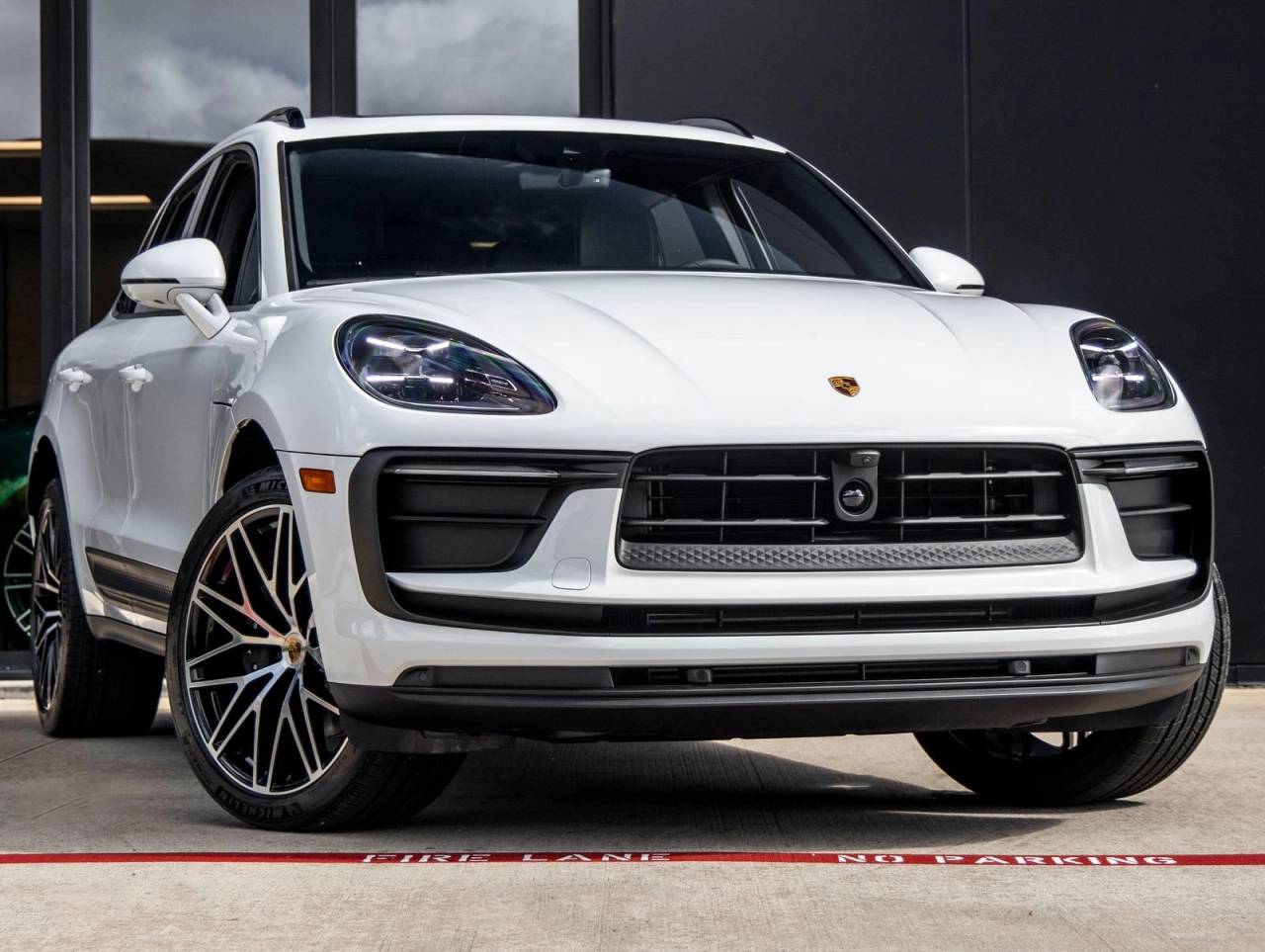 2026 Porsche Macan Macan