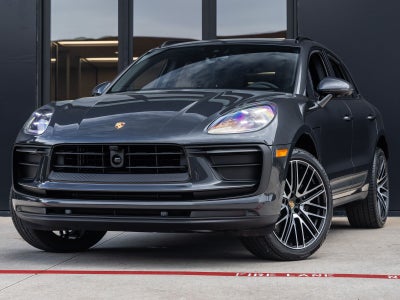 2026 Porsche Macan Macan