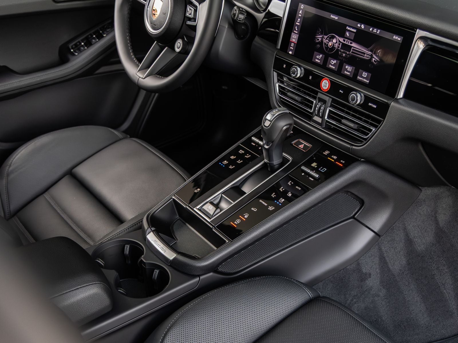2026 Porsche Macan Macan