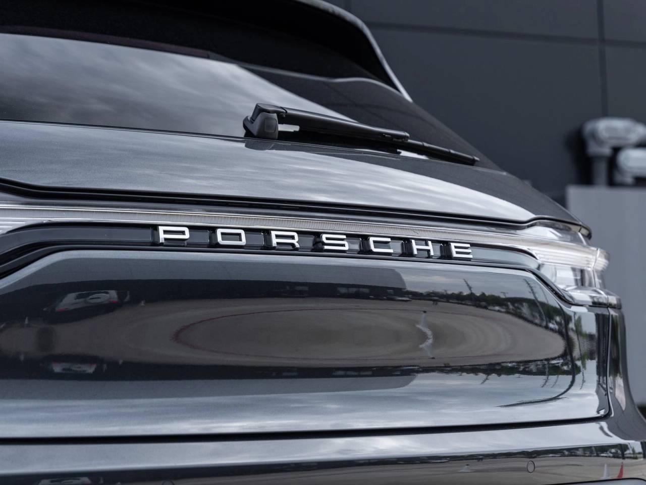 2026 Porsche Macan Macan