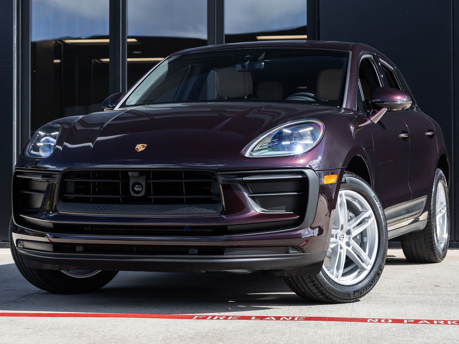 2026 Porsche Macan Base