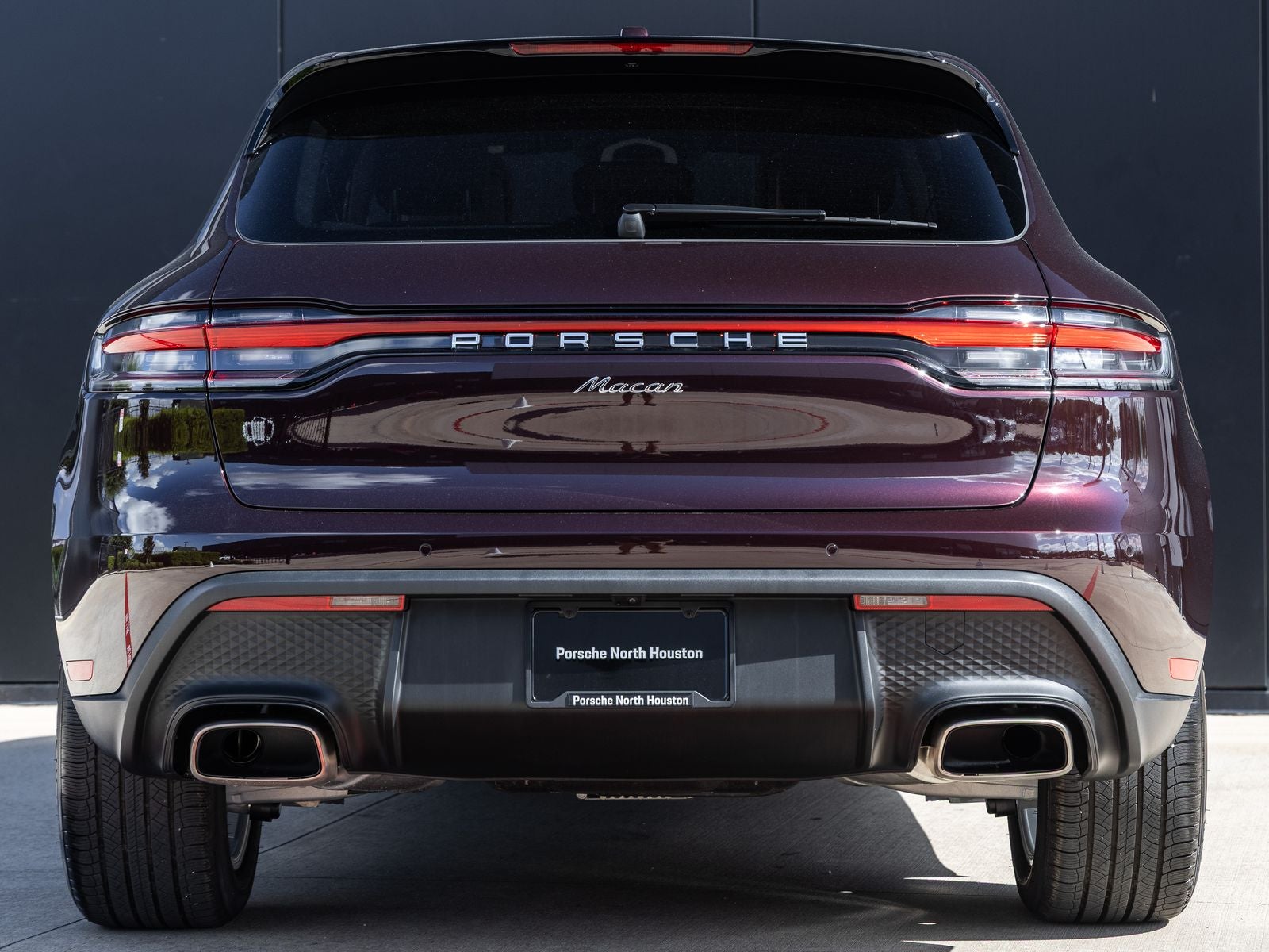 2026 Porsche Macan Base