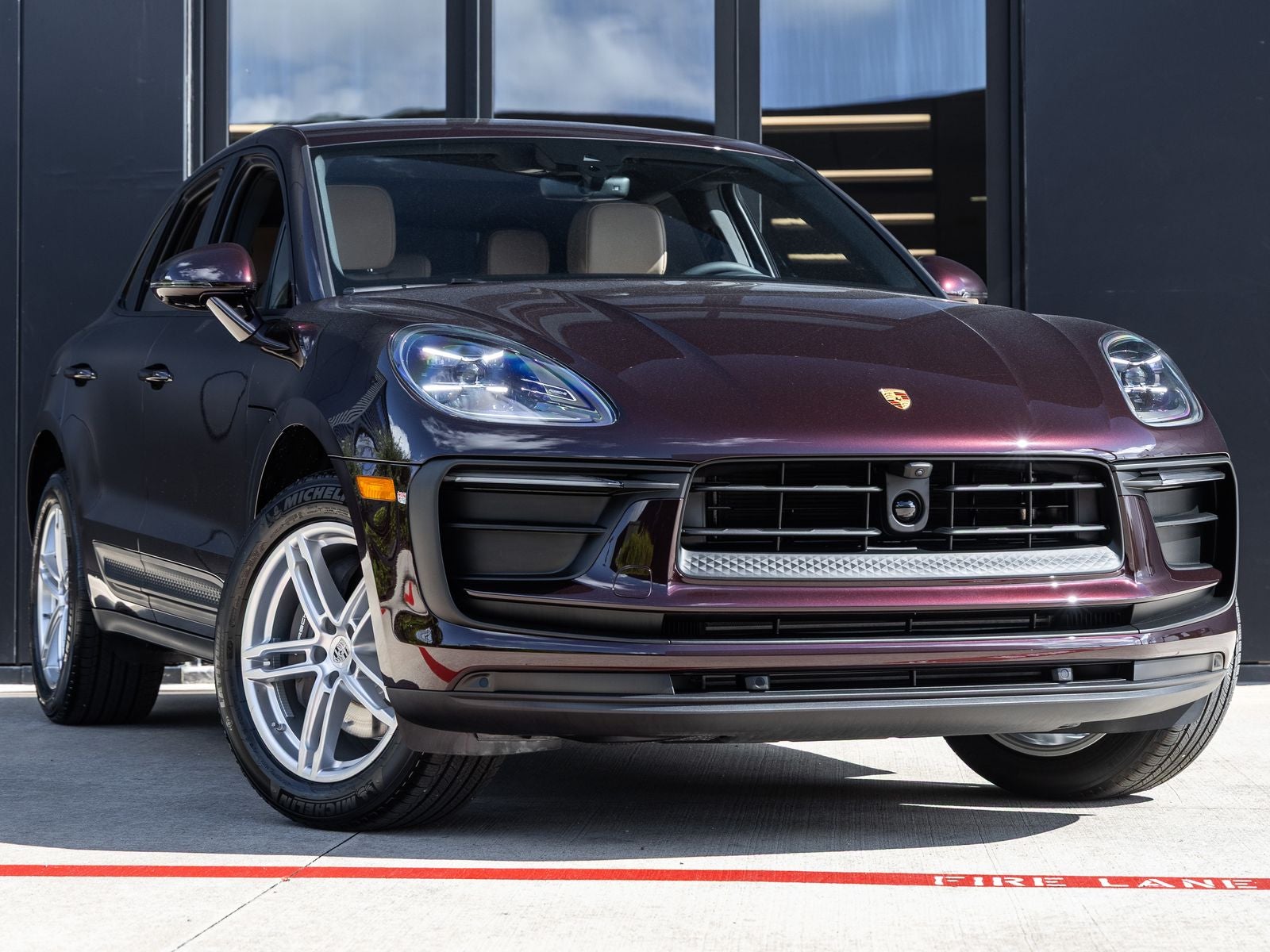 2026 Porsche Macan Base