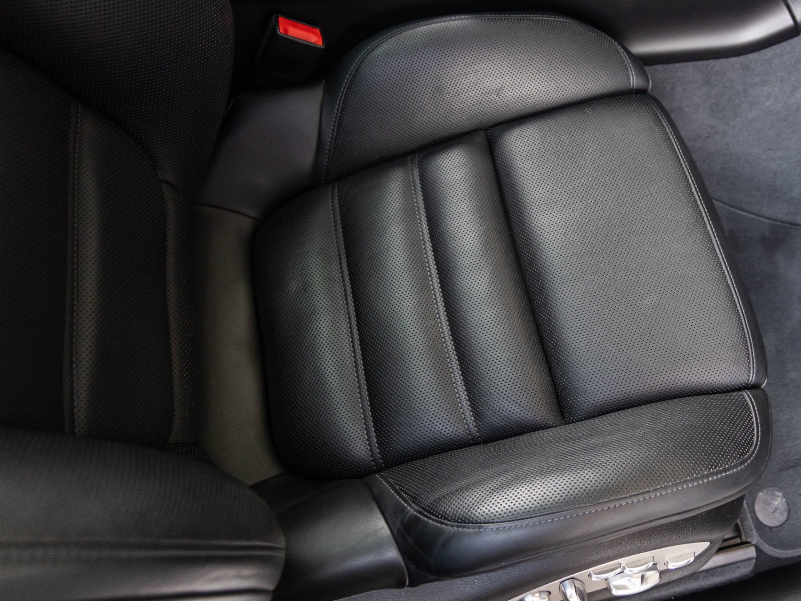 2018 Porsche Macan Macan Sport Edition