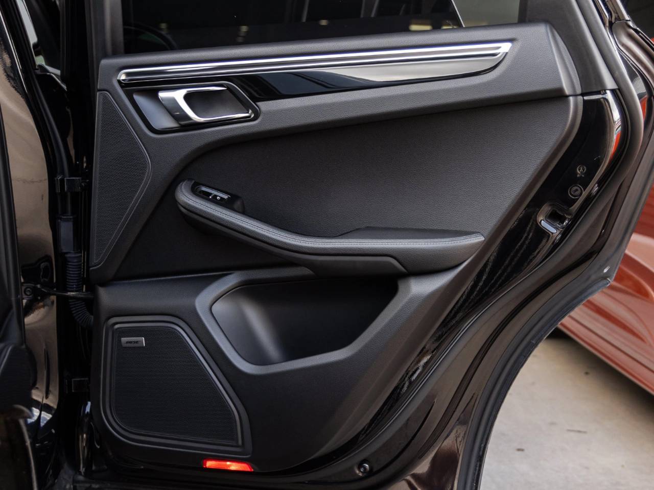 2018 Porsche Macan Macan Sport Edition