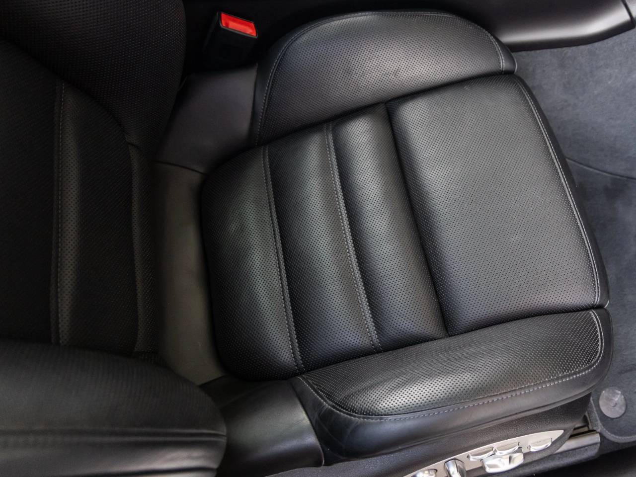 2018 Porsche Macan Macan Sport Edition