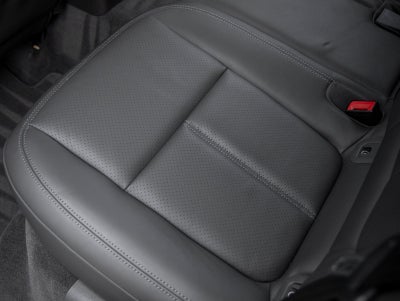 2022 Porsche Macan AWD