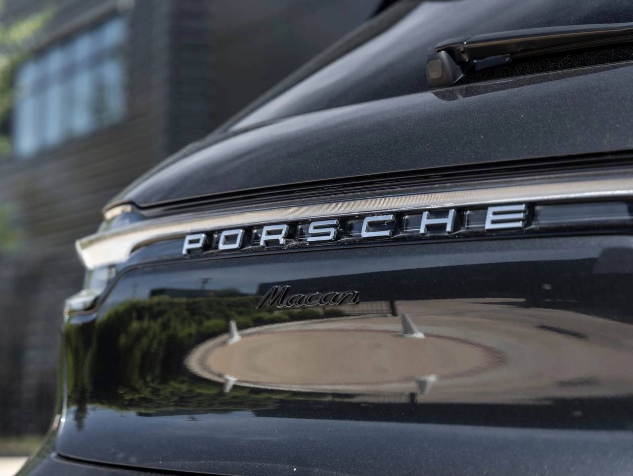 2022 Porsche Macan AWD