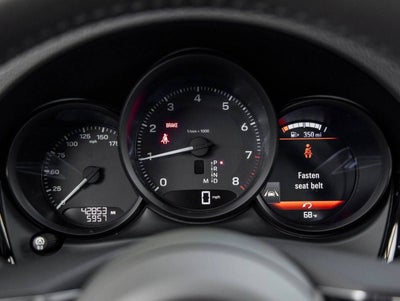 2022 Porsche Macan AWD