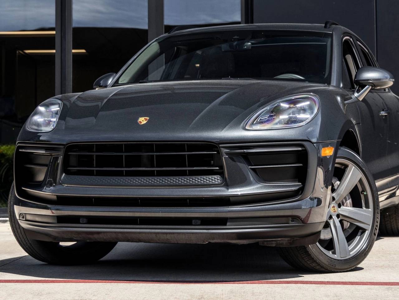 2022 Porsche Macan Macan
