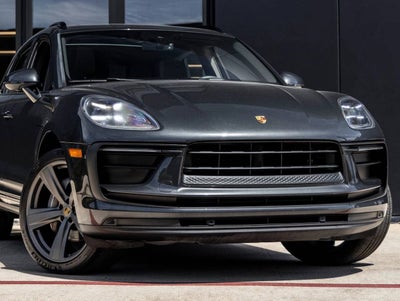 2022 Porsche Macan AWD
