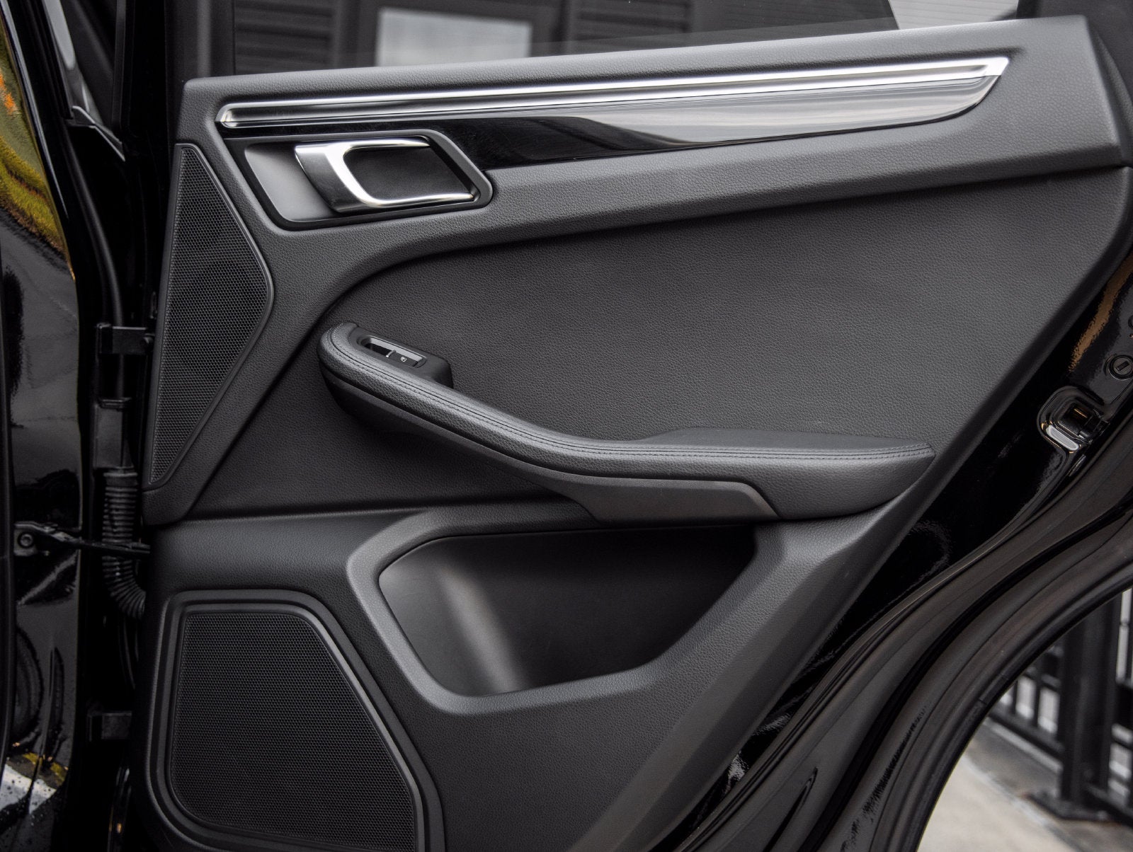 2023 Porsche Macan Macan