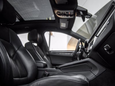 2023 Porsche Macan Macan