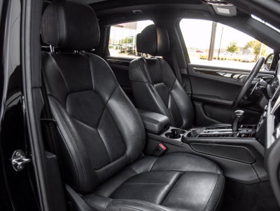 2023 Porsche Macan Macan