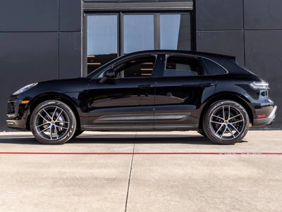 2023 Porsche Macan Macan