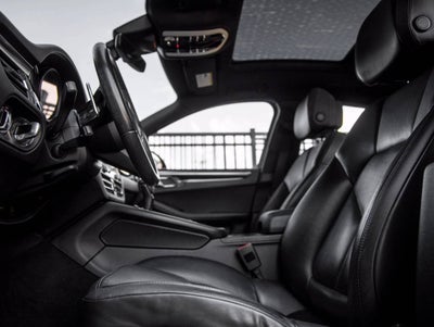 2023 Porsche Macan Macan