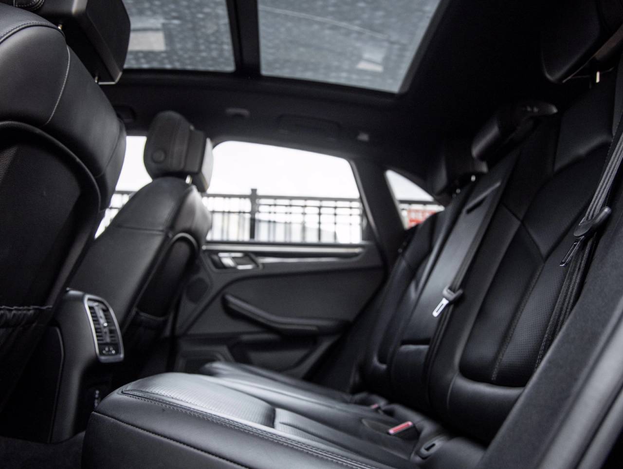 2023 Porsche Macan Macan