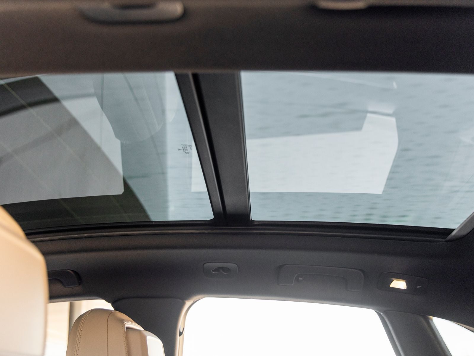 2023 Porsche Macan AWD