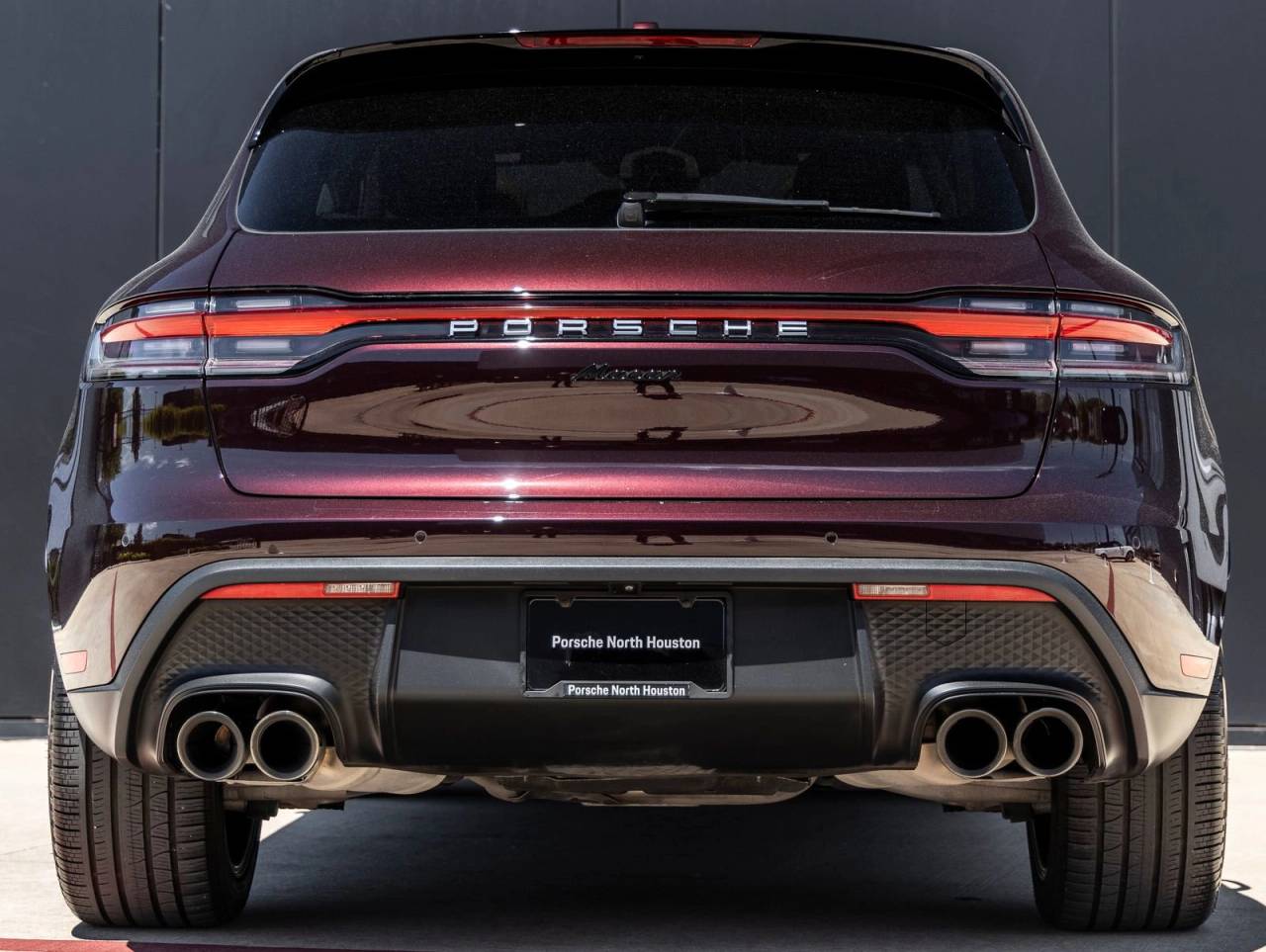 2023 Porsche Macan AWD