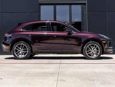 2023 Porsche Macan AWD