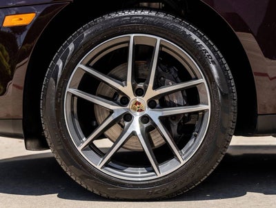2023 Porsche Macan AWD