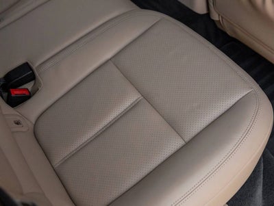 2023 Porsche Macan AWD