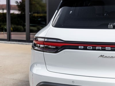 2024 Porsche Macan Macan (MY24)