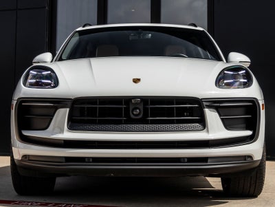2024 Porsche Macan Macan (MY24)