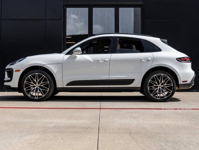 2024 Porsche Macan Macan (MY24)