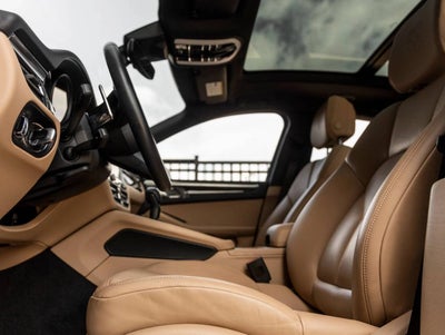 2024 Porsche Macan Macan (MY24)