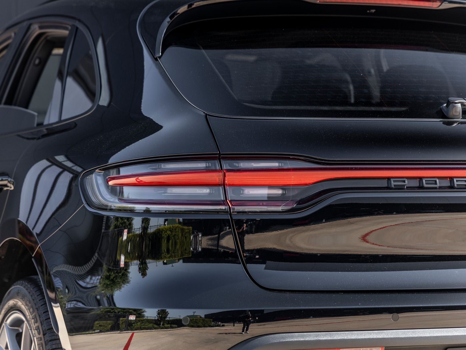 2024 Porsche Macan Base