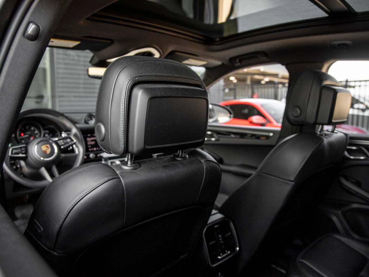 2024 Porsche Macan Macan (MY24)