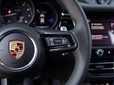 2025 Porsche Macan Macan