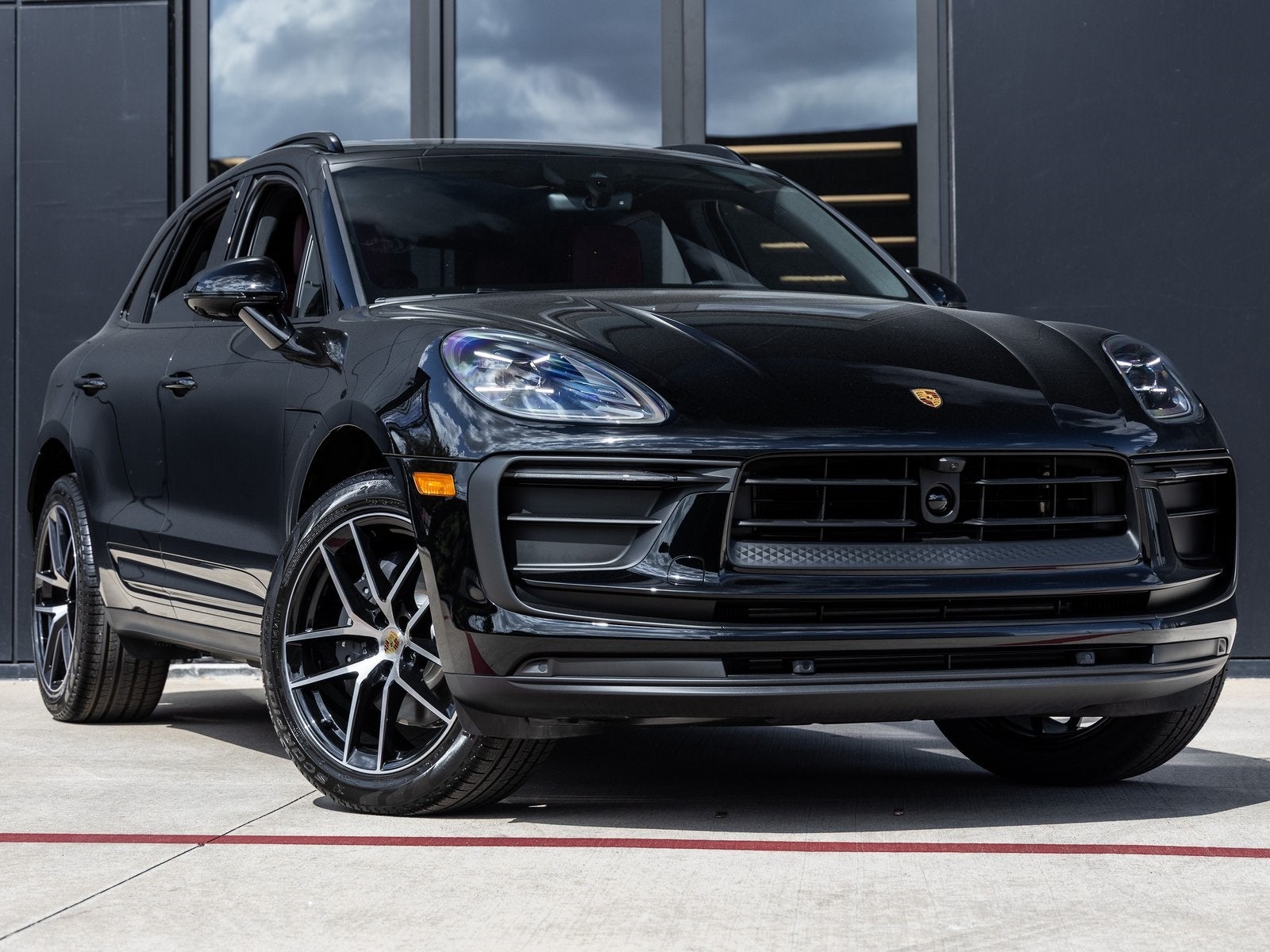 2026 Porsche Macan Macan
