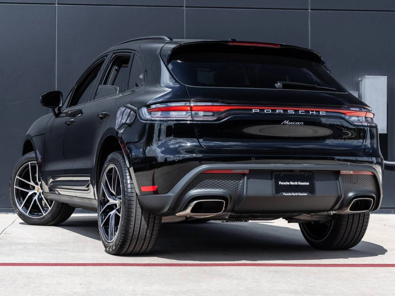 2026 Porsche Macan Macan