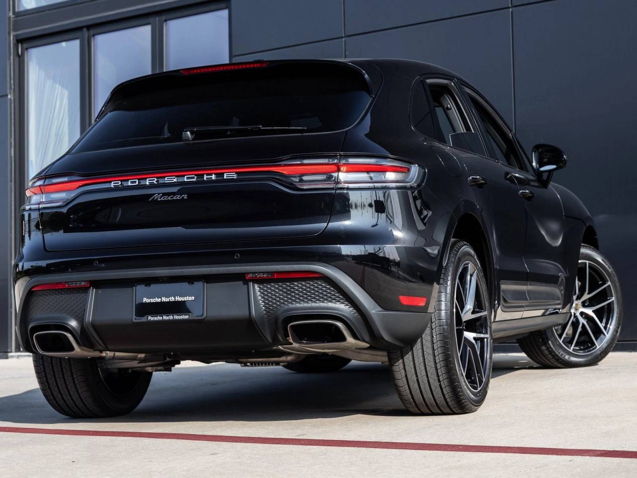 2026 Porsche Macan Macan