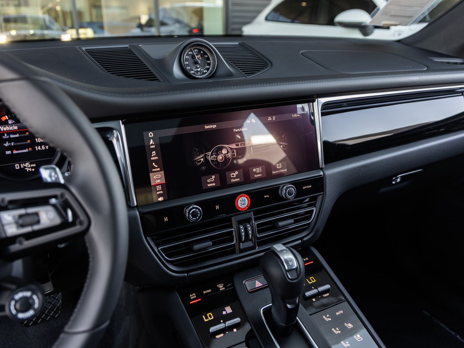 2026 Porsche Macan Macan