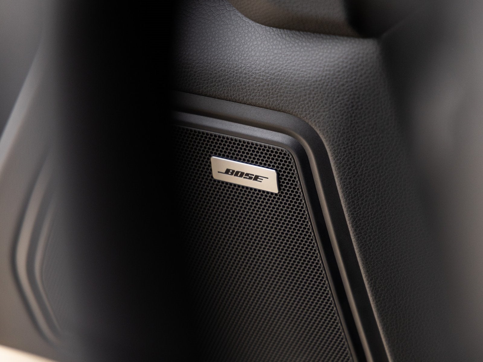 2026 Porsche Macan Macan T