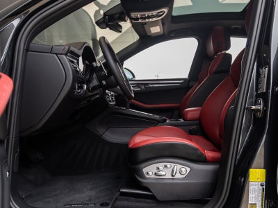 2026 Porsche Macan Macan T