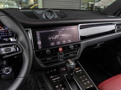 2026 Porsche Macan Macan T