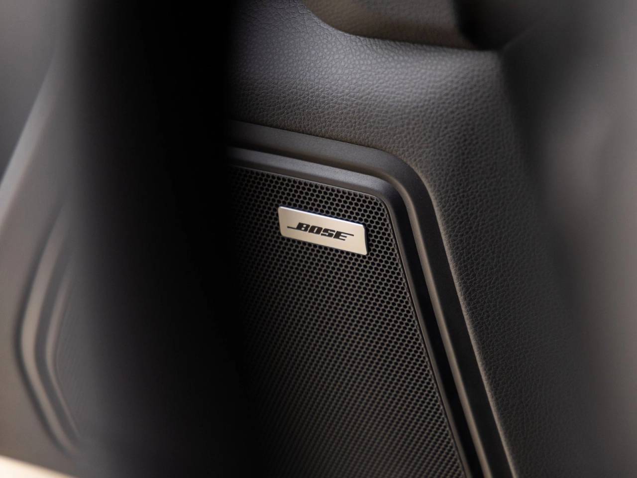 2026 Porsche Macan Macan T