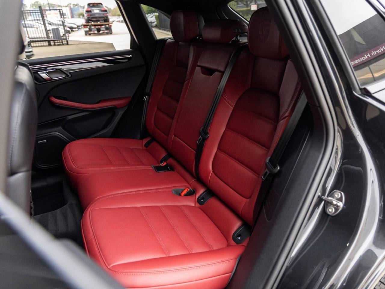 2026 Porsche Macan Macan T