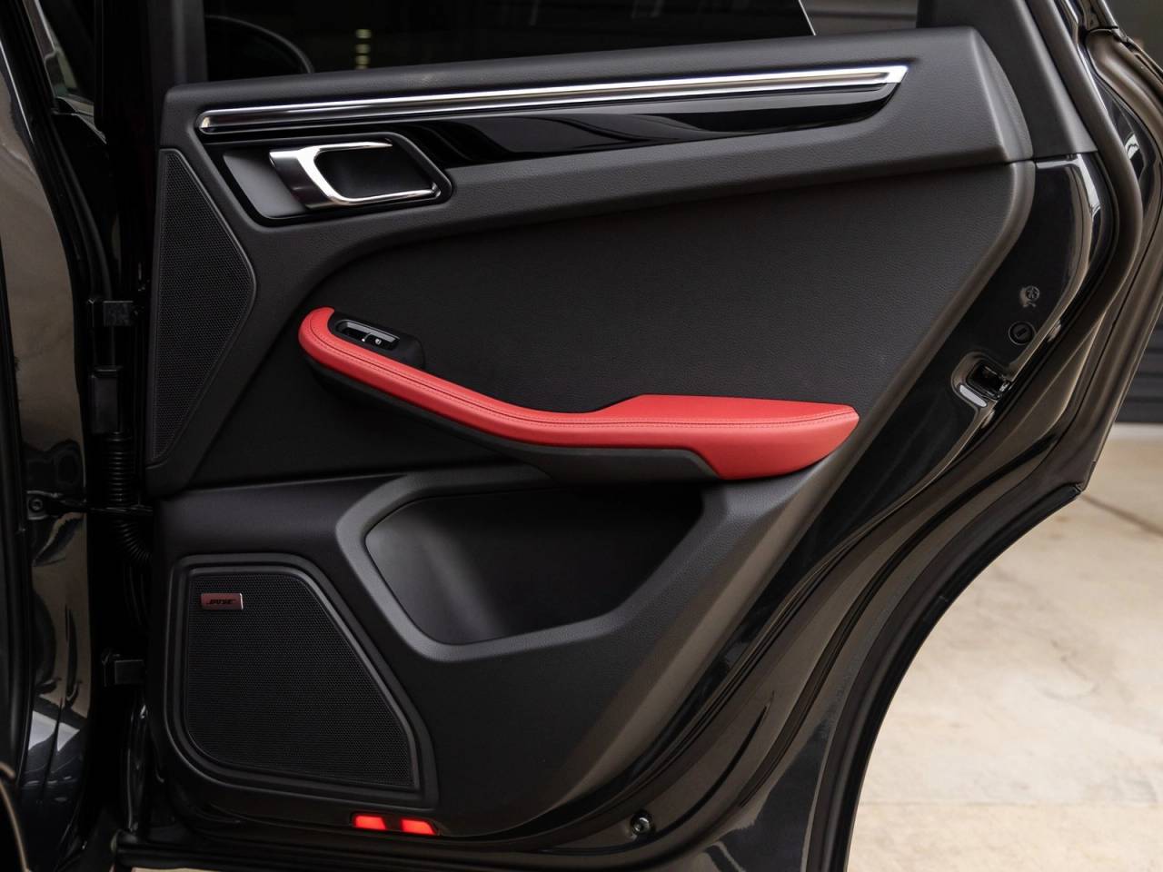 2026 Porsche Macan Macan T