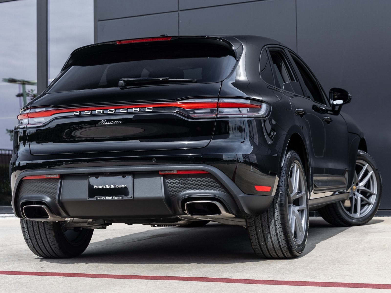 2026 Porsche Macan Macan