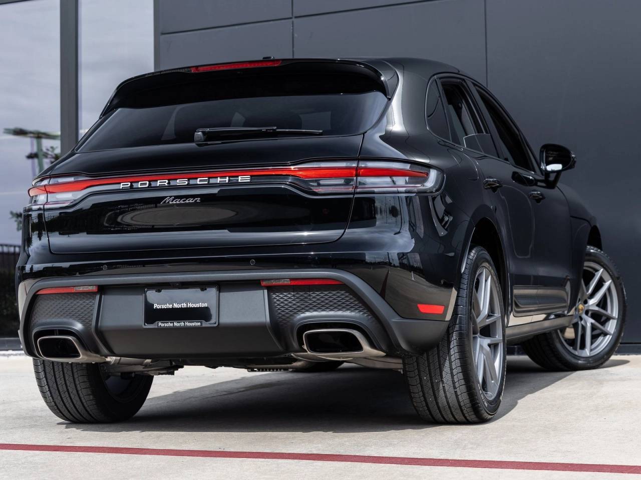 2026 Porsche Macan Macan
