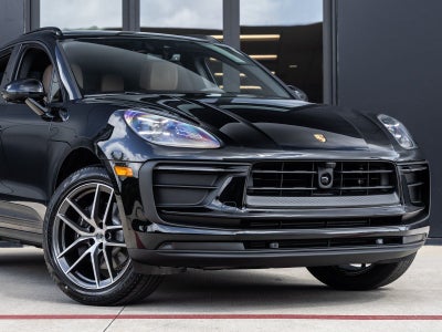 2026 Porsche Macan Macan