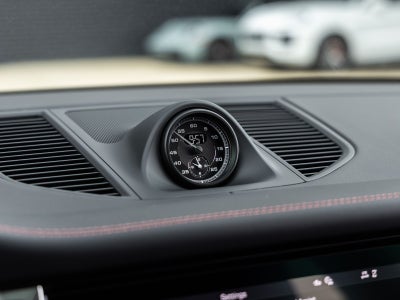 2026 Porsche Macan T