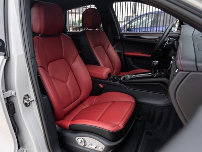 2026 Porsche Macan T