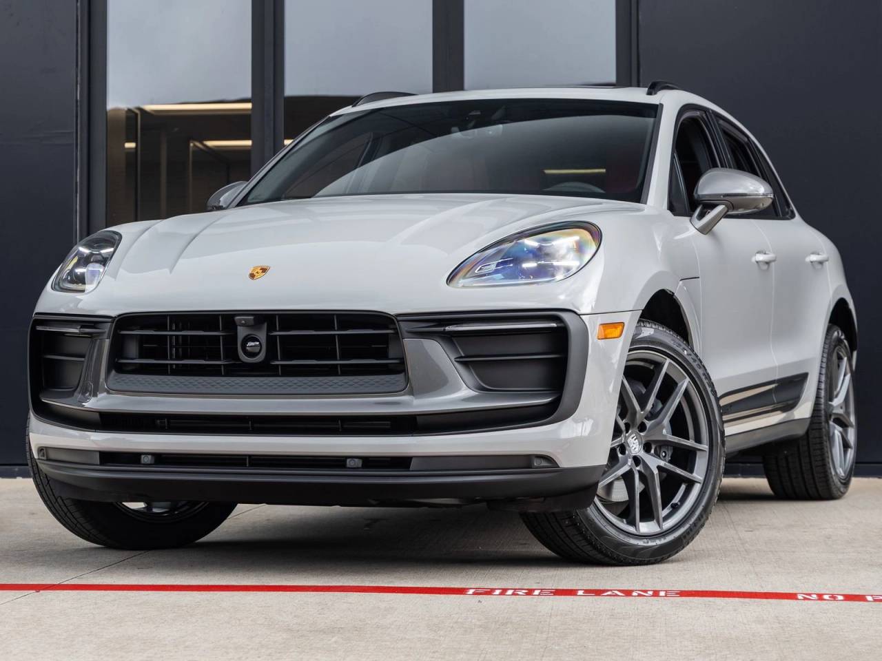 2026 Porsche Macan T